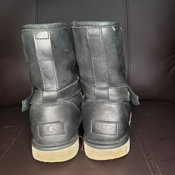 Ugg Australia 1007139 Woman Sheepskin Shearling Black Boots - Picture 4 of 8